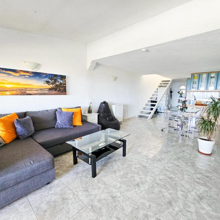 Dúplex con Vistas al Mar, cerca de la playa y puerto - Apartamento de 1 dormitorio - 2