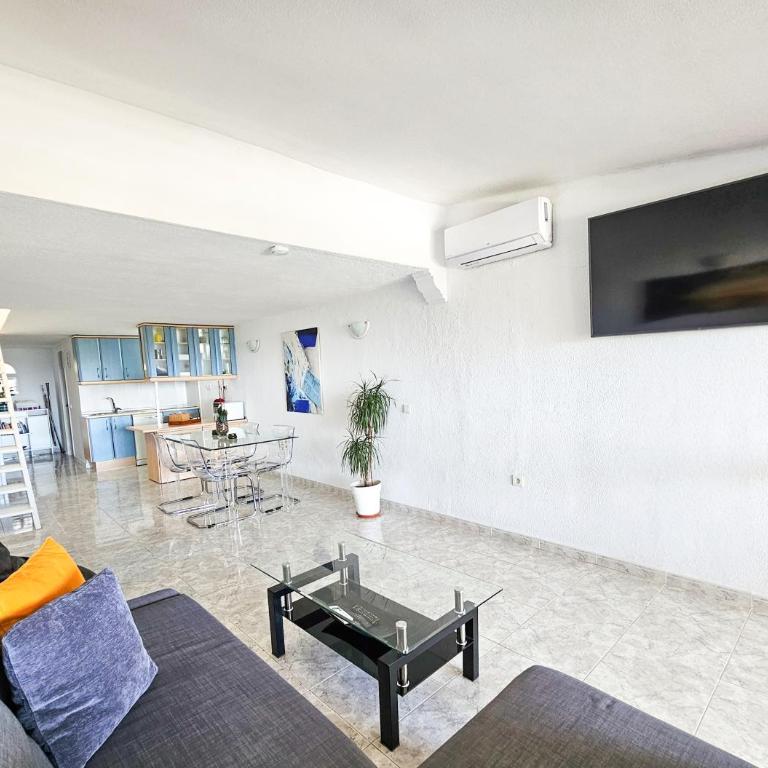 Dúplex con Vistas al Mar, cerca de la playa y puerto - Apartamento de 1 dormitorio - 5