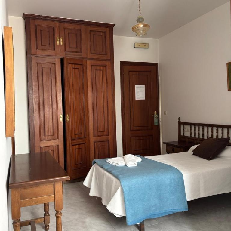 Pensión Las Arenas - Habitación Individual con baño privado - 5