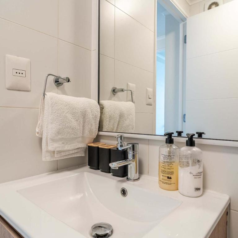 HOM I Wifi Urbano VistaBella Metro Parque Almagro - Apartment - 16