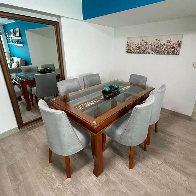 Modern 3-Bedroom Apartment Near Larcomar & Kennedy - Three-Bedroom Apartment - 10