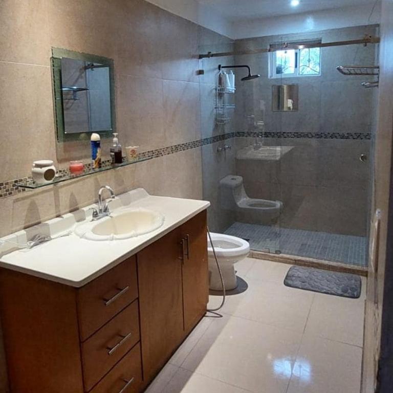 Victoria House Mty Near Cintermex Fundidora BBVA Stadium WiFi - Casa de 3 dormitorios - 8