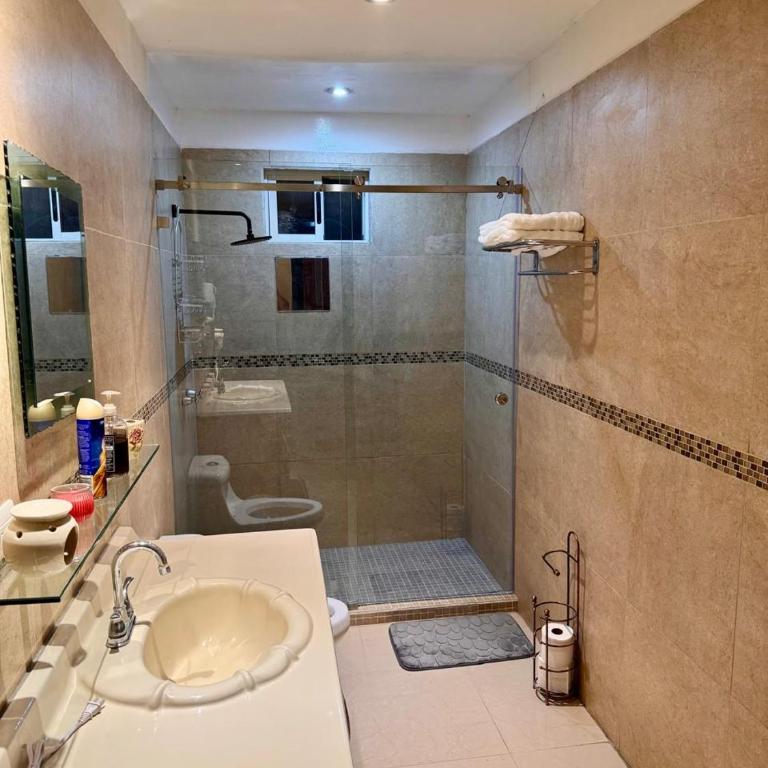 Victoria House Mty Near Cintermex Fundidora BBVA Stadium WiFi - Casa de 3 dormitorios - 17