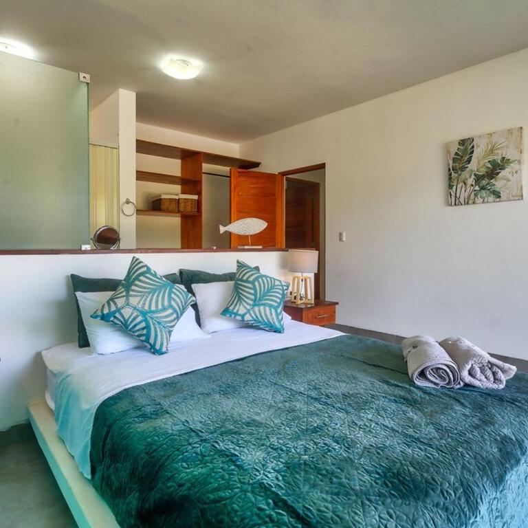 Spondylus Beach House I - Five-Bedroom House - 9