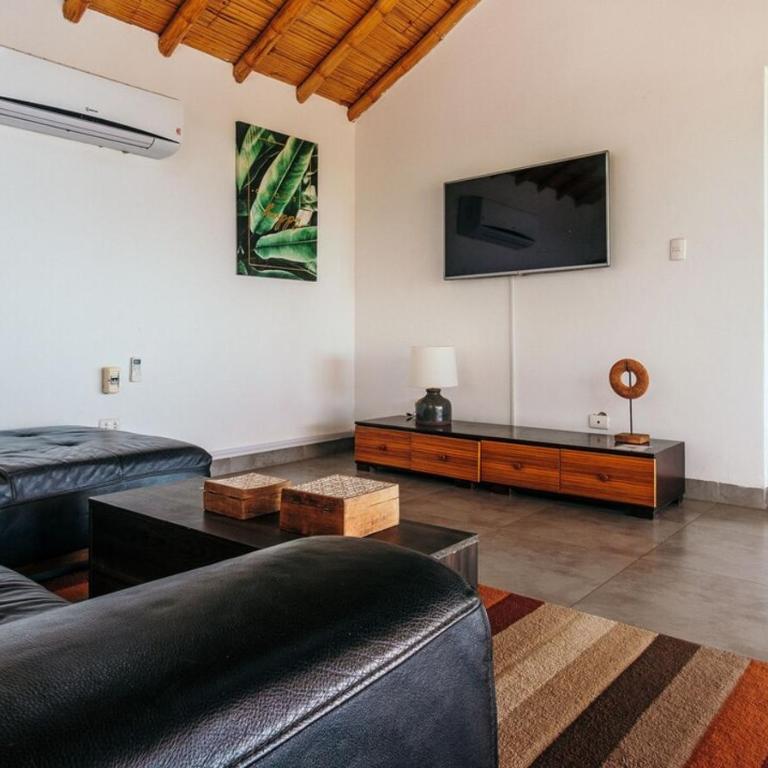 Spondylus Beach House I - Five-Bedroom House - 10