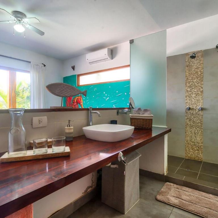 Spondylus Beach House I - Five-Bedroom House - 39