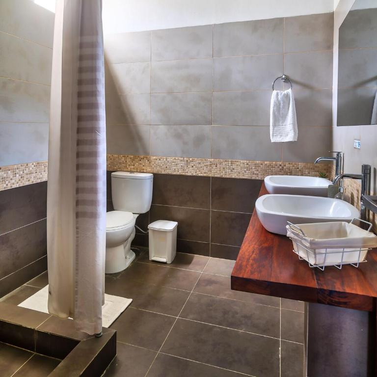Spondylus Beach House I - Five-Bedroom House - 38