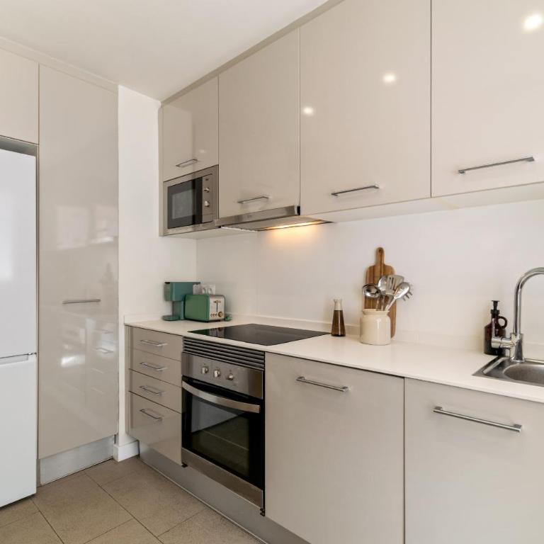 Barcelona Stadium Signature Apartment - Luxuriöse Ferienwohnung mit 4 Schlafzimmern - 9