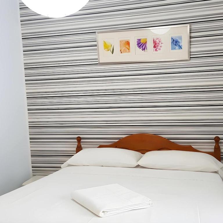 Apartamento cerca de la Playa con aire acondicionado en Conil solo parejas o familia - Apartment - 4
