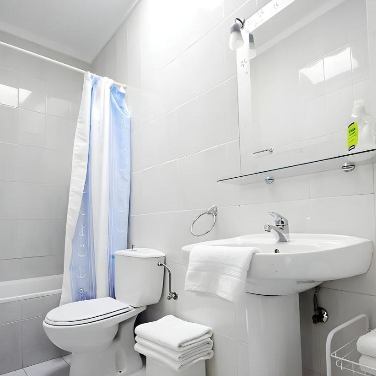 Apartamento cerca de la Playa con aire acondicionado en Conil solo parejas o familia - Apartment - 9