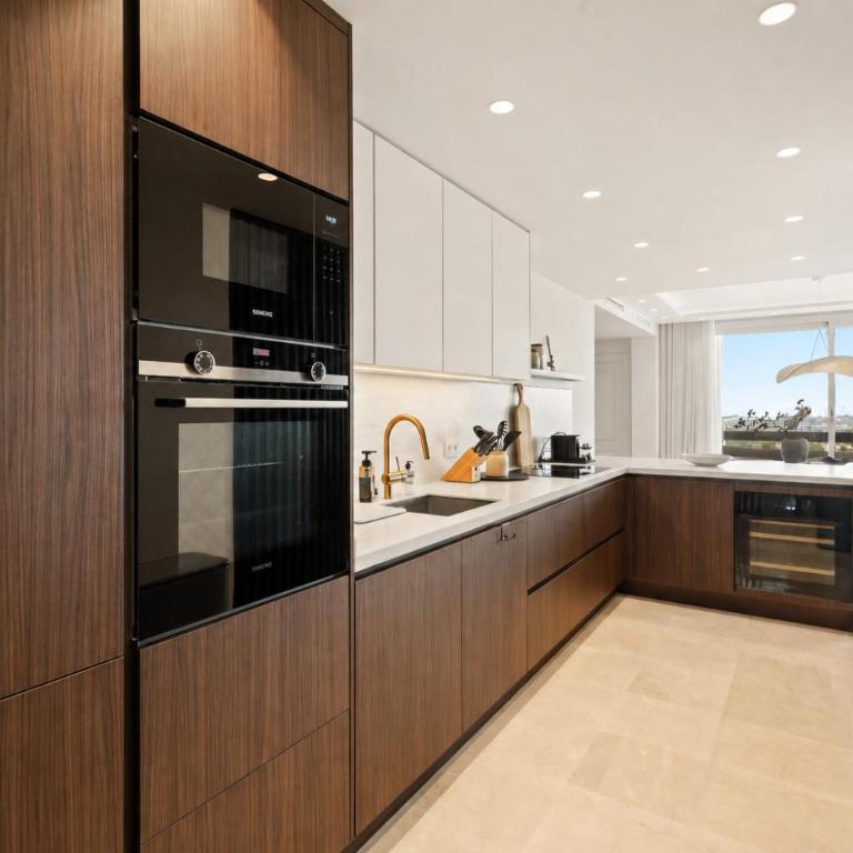 New Luxury Penthouse Rooftop Jacuzzi & Sea View - Apartamento - 16