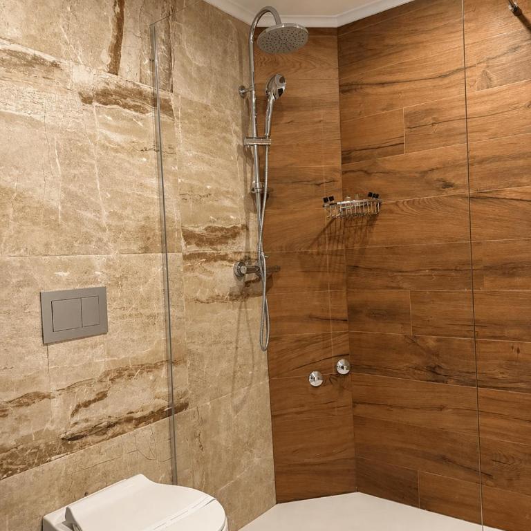 Hotel Bosna Banja Luka - Dvokrevetna Soba sa Zasebnim Krevetima - 10