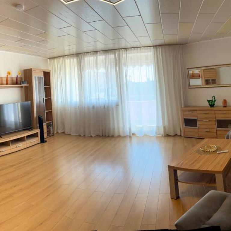Großzügig geschnittene, helle, schöne Wohnung in Toplage - Two-Bedroom Apartment - 17