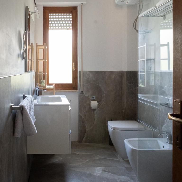 Casa Galana - Appartamento con 2 Camere da Letto e Balcone - 2