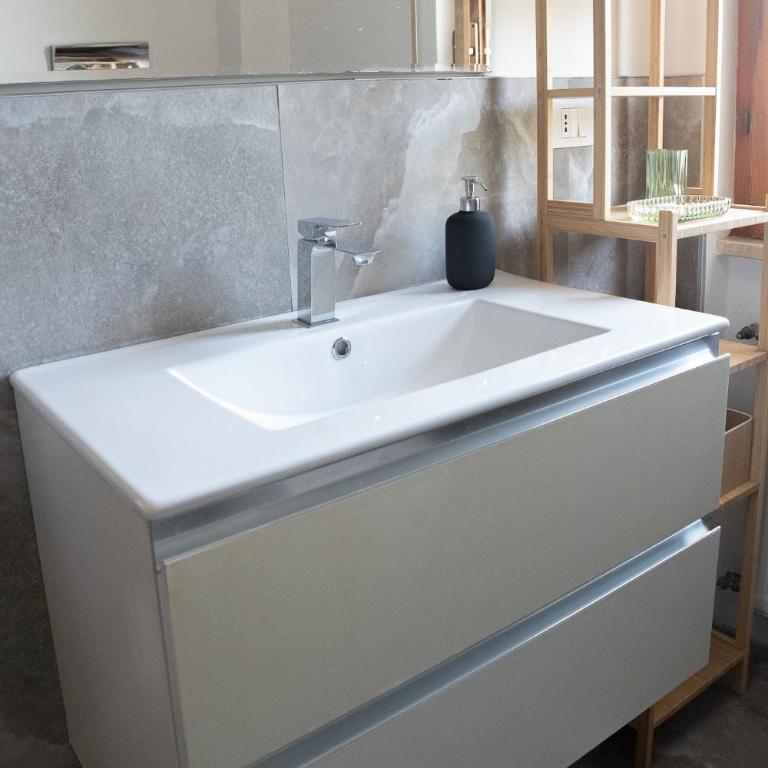 Casa Galana - Appartamento con 2 Camere da Letto e Balcone - 25