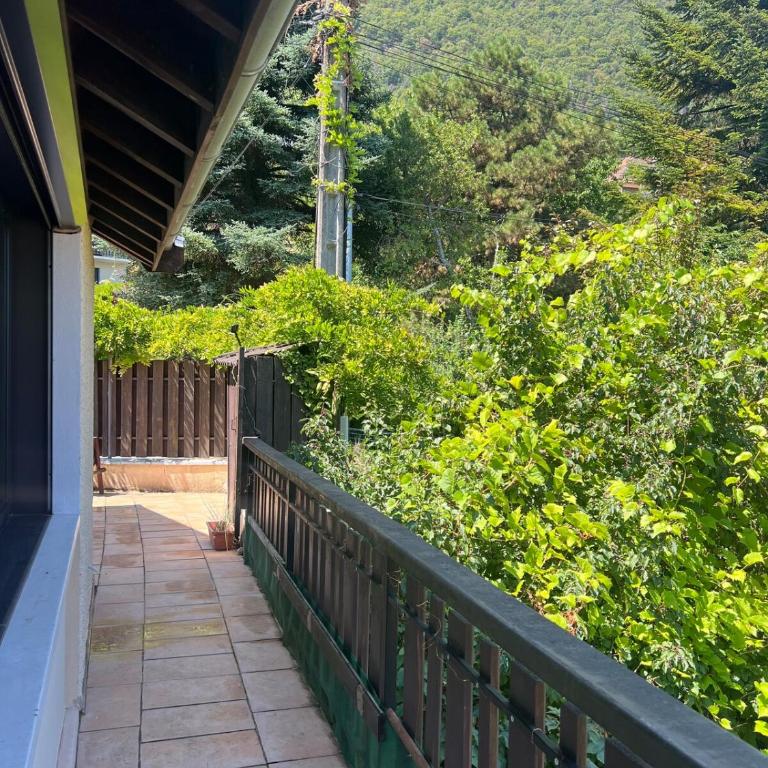 Maison de charme, vue montagne, proche lac - Villa con 2 Camere da Letto - 26