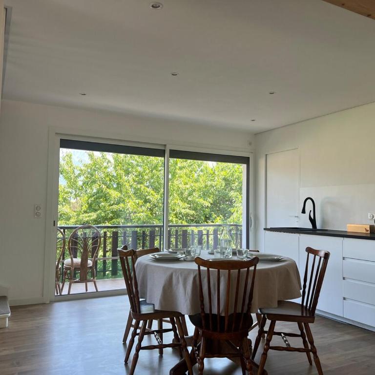 Maison de charme, vue montagne, proche lac - Villa con 2 Camere da Letto - 3