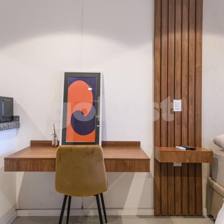 Brand New Studio with Workspace & BBQ Balcony - Apartamento - 12