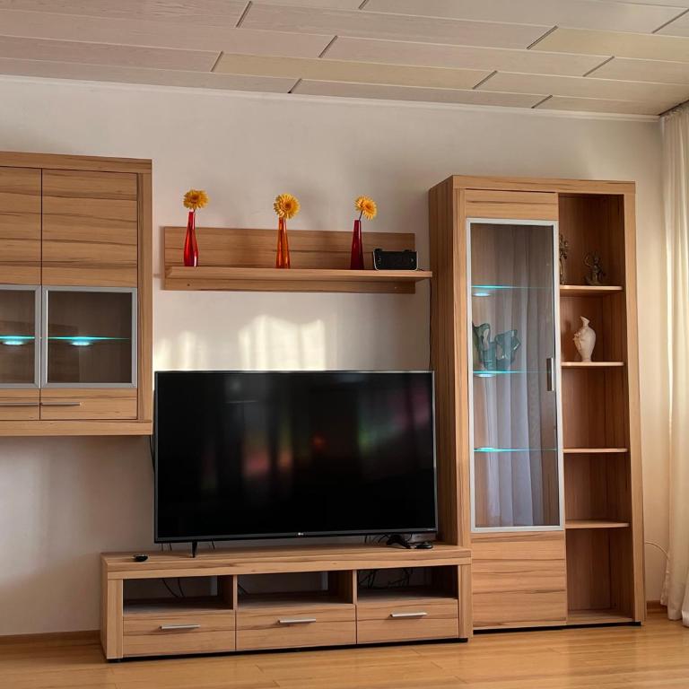 Großzügig geschnittene, helle, schöne Wohnung in Toplage - Two-Bedroom Apartment - 18