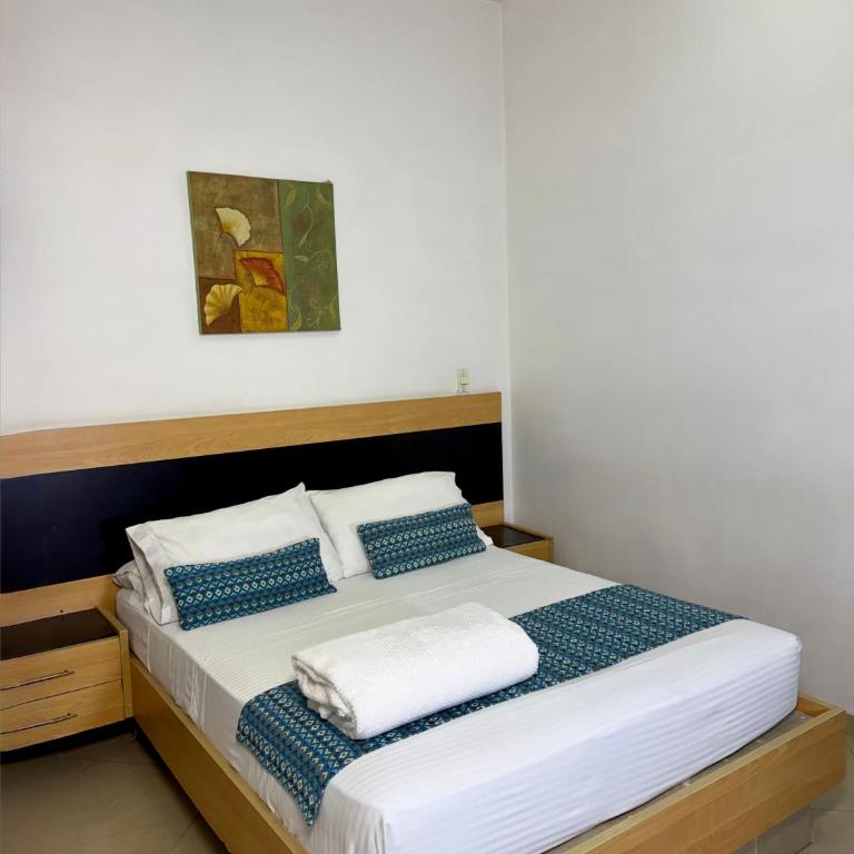 Living Montes - Habitación Doble Deluxe con bañera - 15