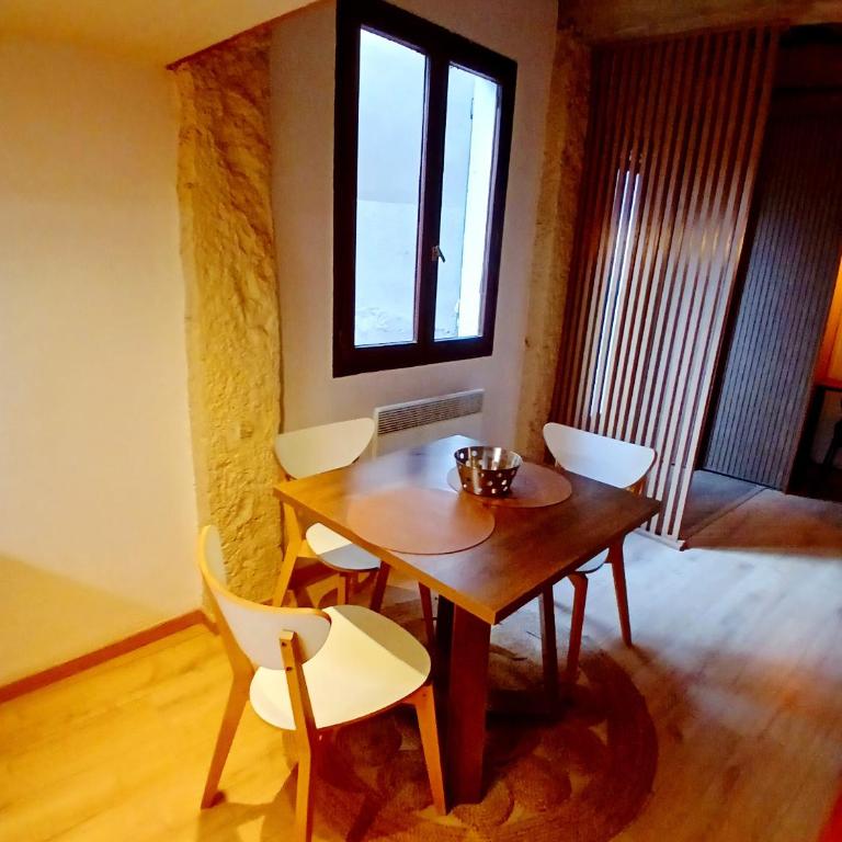 Élégant loft centre ville calme avec mezzanine 2 à 4 personnes - Appartement Loft 1 Chambre - 20