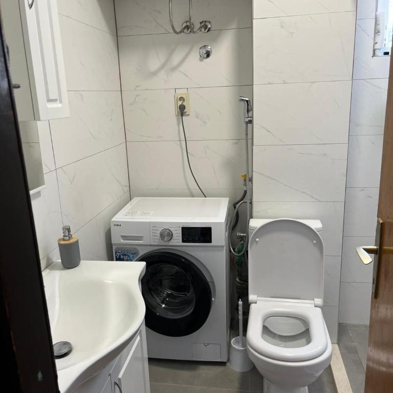A3 Budva - Apartman sa 2 Spavaće Sobe - 4