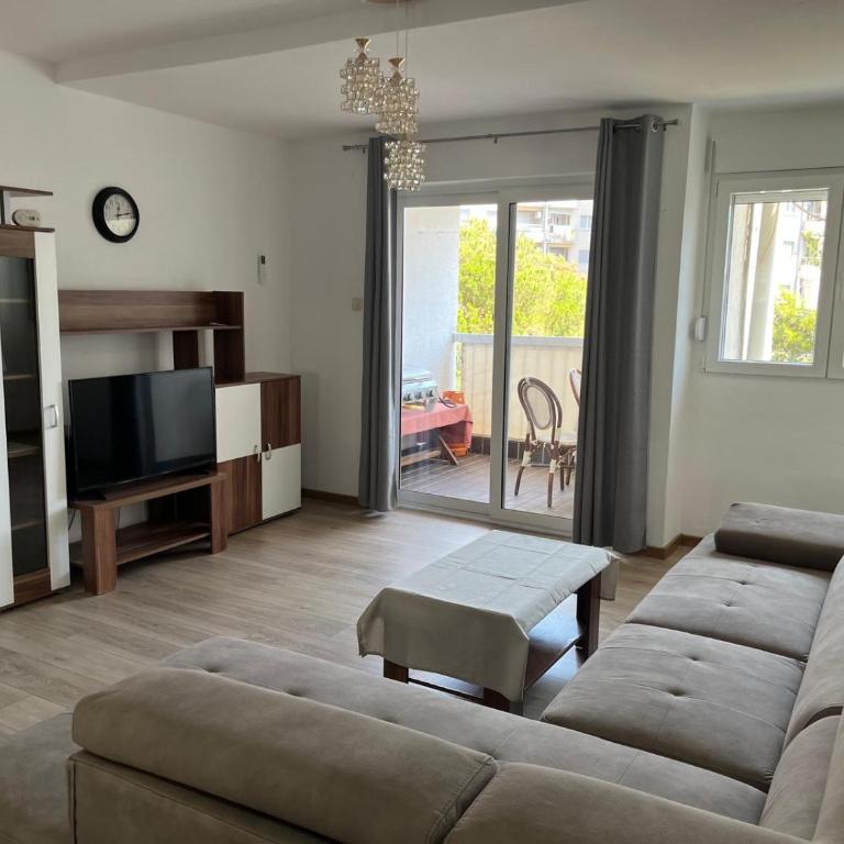 A3 Budva - Apartman sa 2 Spavaće Sobe - 11