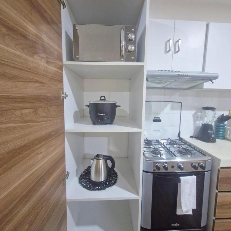 Apartamento de 2 habitaciones con balcón y Wifi - Two-Bedroom Apartment with Balcony - 8