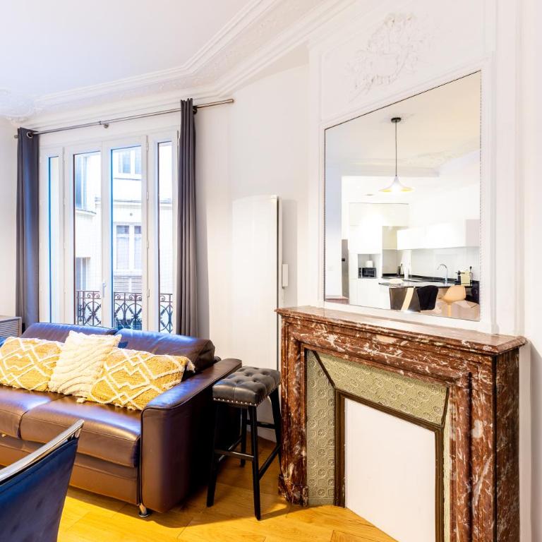 Elegant 2BR - Sleeps 6 - Steps from Arc de Triomphe - Superior Apartment mit 2 Schlafzimmern - 27