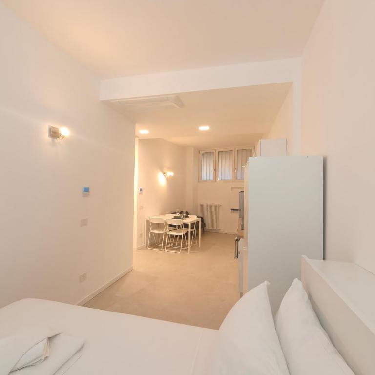Duomo 10 Min - Spacious Studio with AC, Dryer & Self Check-In - Appartamento con 1 Camera da Letto - 21