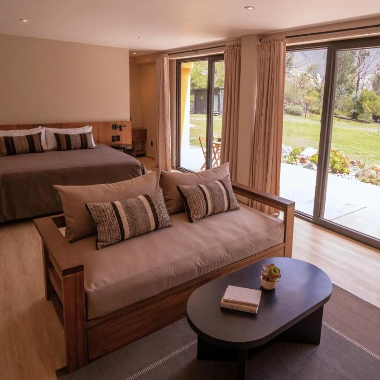 Earth Tones Tiny Homes & Suites - Family Suite - 9