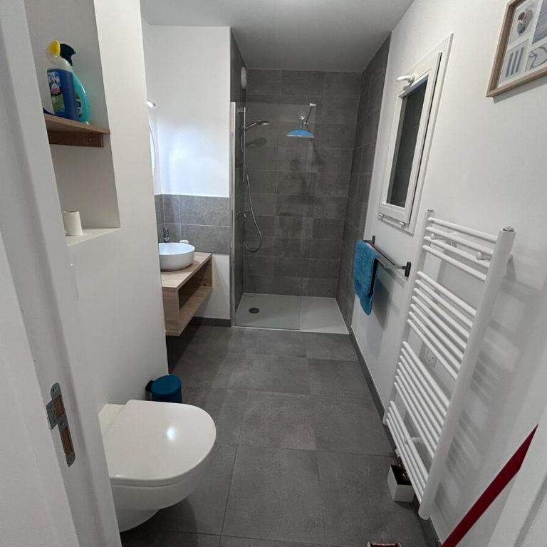 Studio neuf proche télécabines - One-Bedroom Apartment - 3