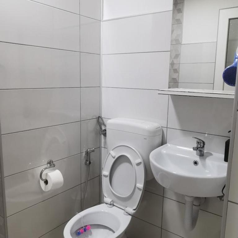 White Apartment Sarajevo - Free Parking - Porodični Apartman sa 2 Spavaće Sobe - 32