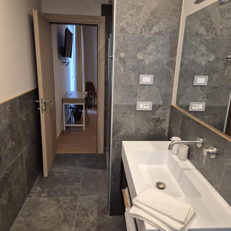 Maison Altinia 6 - Habitación Doble con baño privado - 5