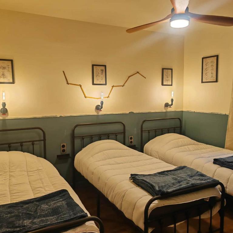 Le Vintage 4 étoiles et L'Atelier 4 étoiles jusqu'à 10 personnes - Appartement 4 Chambres avec Balcon - 5