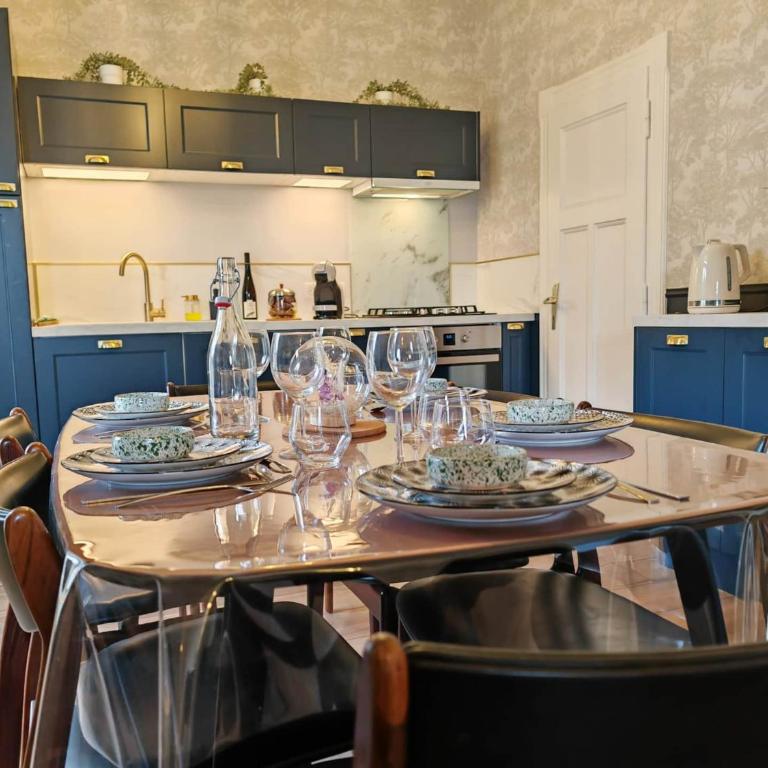 Le Vintage 4 étoiles et L'Atelier 4 étoiles jusqu'à 10 personnes - Appartement 4 Chambres avec Balcon - 6