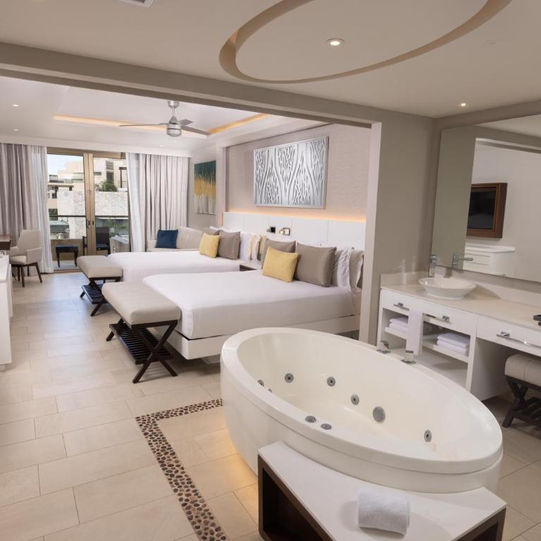 Royalton Hideaway Riviera Cancun, An Autograph Collection All-Inclusive Resort-Adults Only - Suite de Luxe avec Terrasse et Bain à Remous - 6
