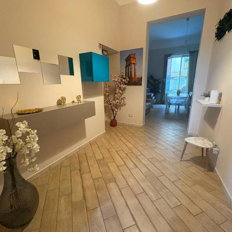 La casa in centro - Appartamento con 2 Camere da Letto e Vista Mare - 18