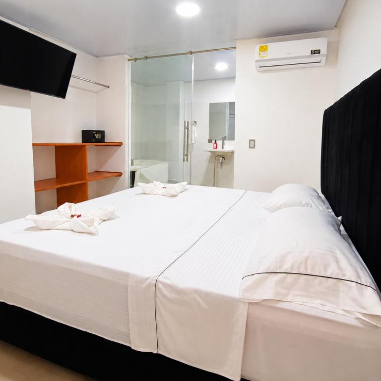 Hotel Bambù 2 - Suite con bañera de hidromasaje - Cama extragrande - 3