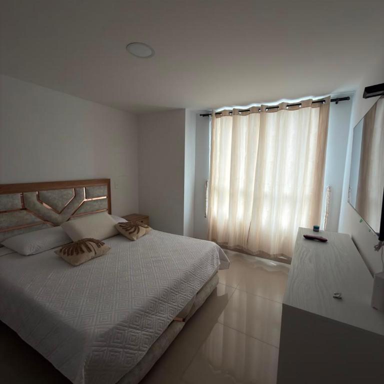 Condominio Roterdam - Three-Bedroom Apartment with Mountain View - 3