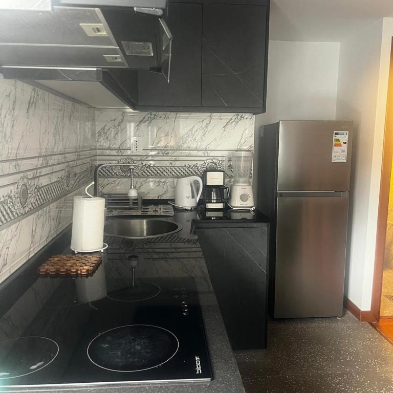 Comfortable flat 2-hab near US embassy - pet friendly - Two-Bedroom Apartment - 3