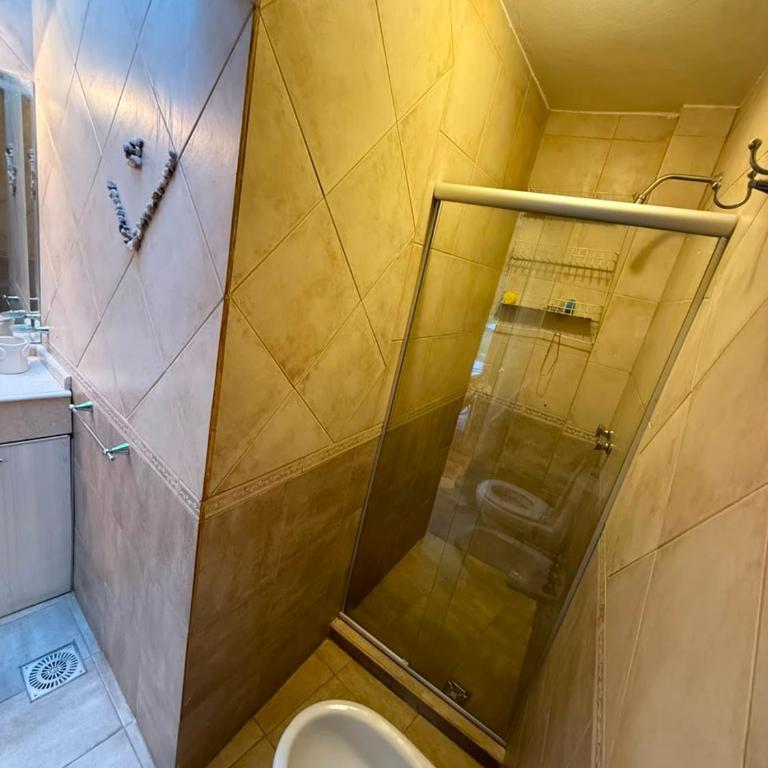 Casa de categoría con pileta en Villa Dolores - Casa de 2 dormitorios - 20