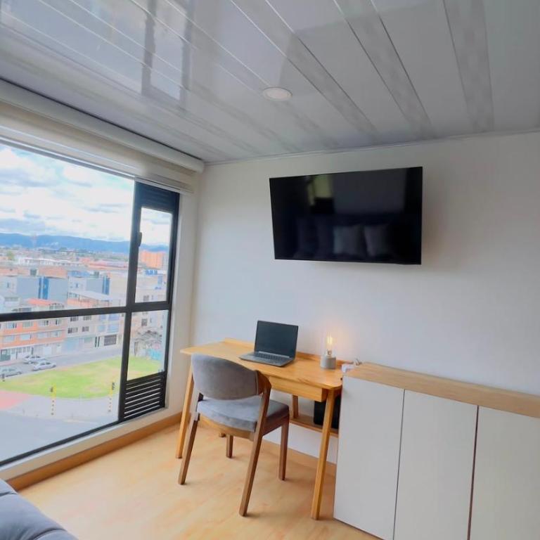 Cozy apartment near the airport - Three-Bedroom Apartment - 6