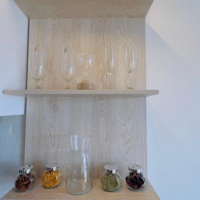 Cozy apartment near the airport - Three-Bedroom Apartment - 18