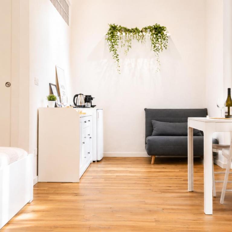 La Corte Albenga - Appartamento o Camera con Posto Auto privato - Camera Matrimoniale con Bagno Privato - 2