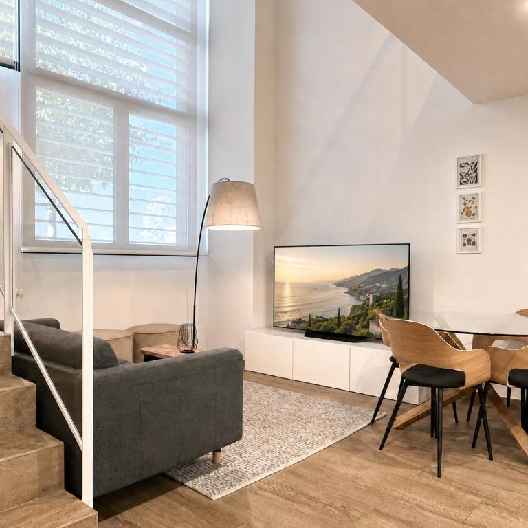 Dúplex de lujo - Piscina - Ciudad de las Artes - Apartment mit 1 Schlafzimmer - 2