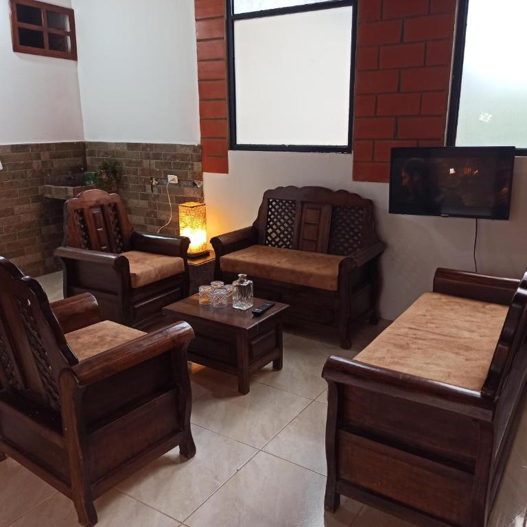 Lindo Departamento Rústico con Balcón - Apartamento de 2 dormitorios con balcón - 1