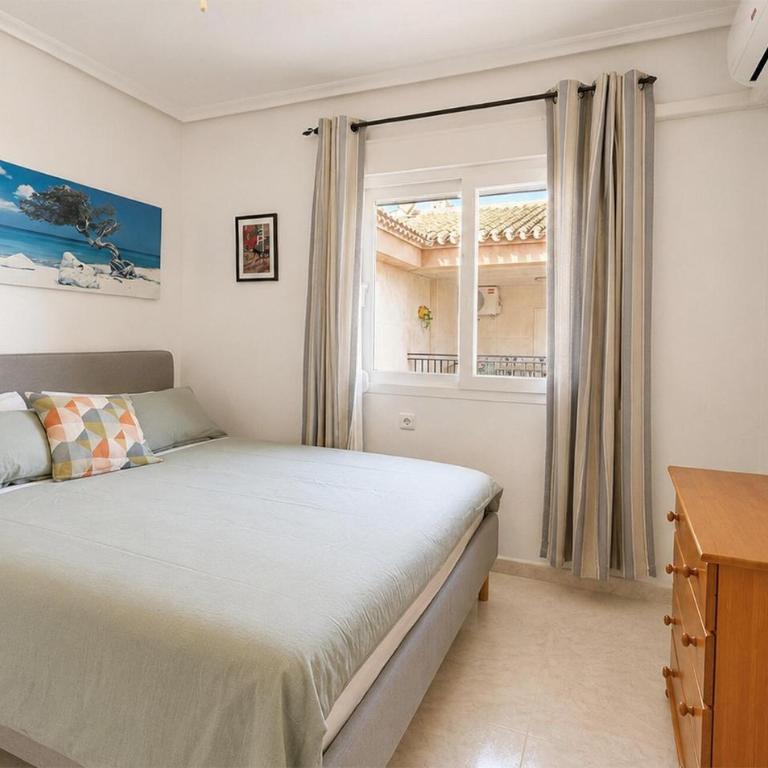 Stunning Apartment In Orihuela Costa - Apartment mit 3 Schlafzimmern - 4