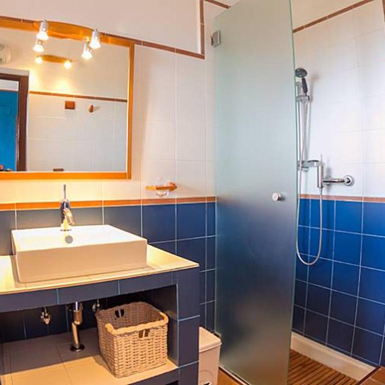 Alojamiento Iluminoso de 5 habs - Villa con piscina privada - 5