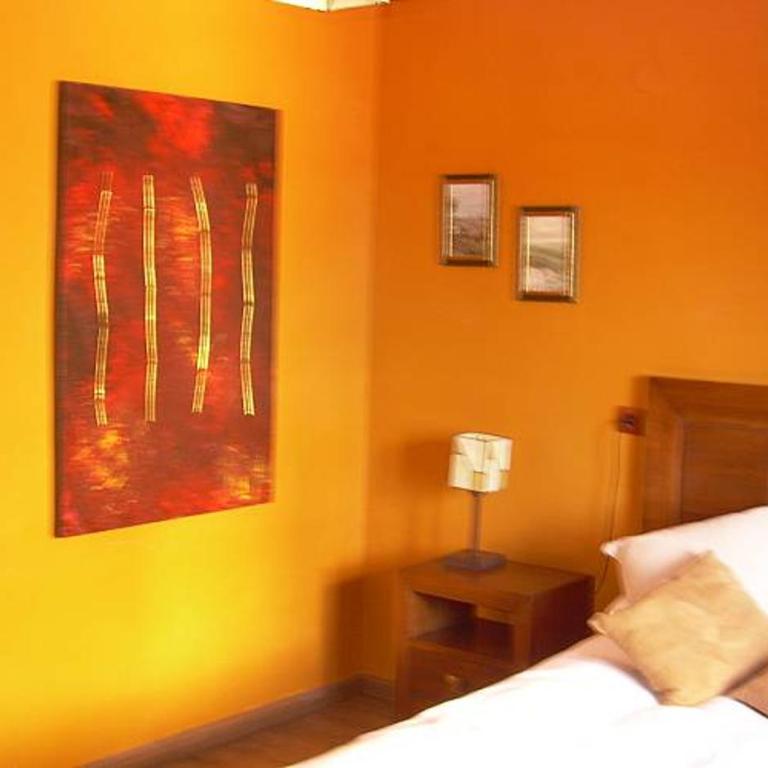 Alojamiento Iluminoso de 5 habs - Villa con piscina privada - 22